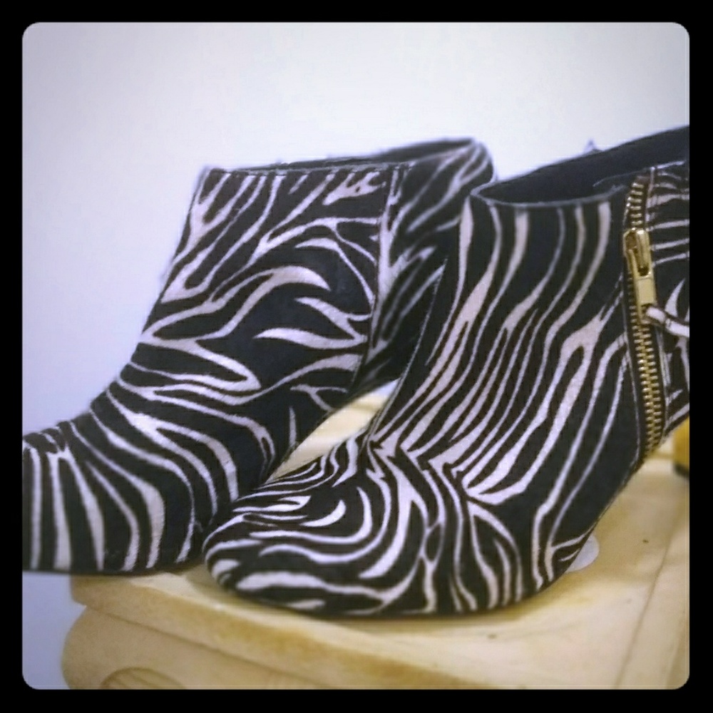 Dolce Vita Zebra Heels